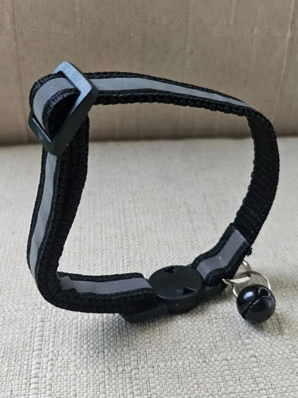 Cat Collar Black Nylon Reflective Neck Collar for Cats W/ Bell Size Adjustable